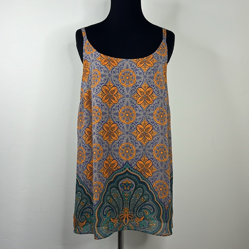 CABI Sleeveless Arabesque Cami Tank Top Floral Paisley Sleeveless Blouse